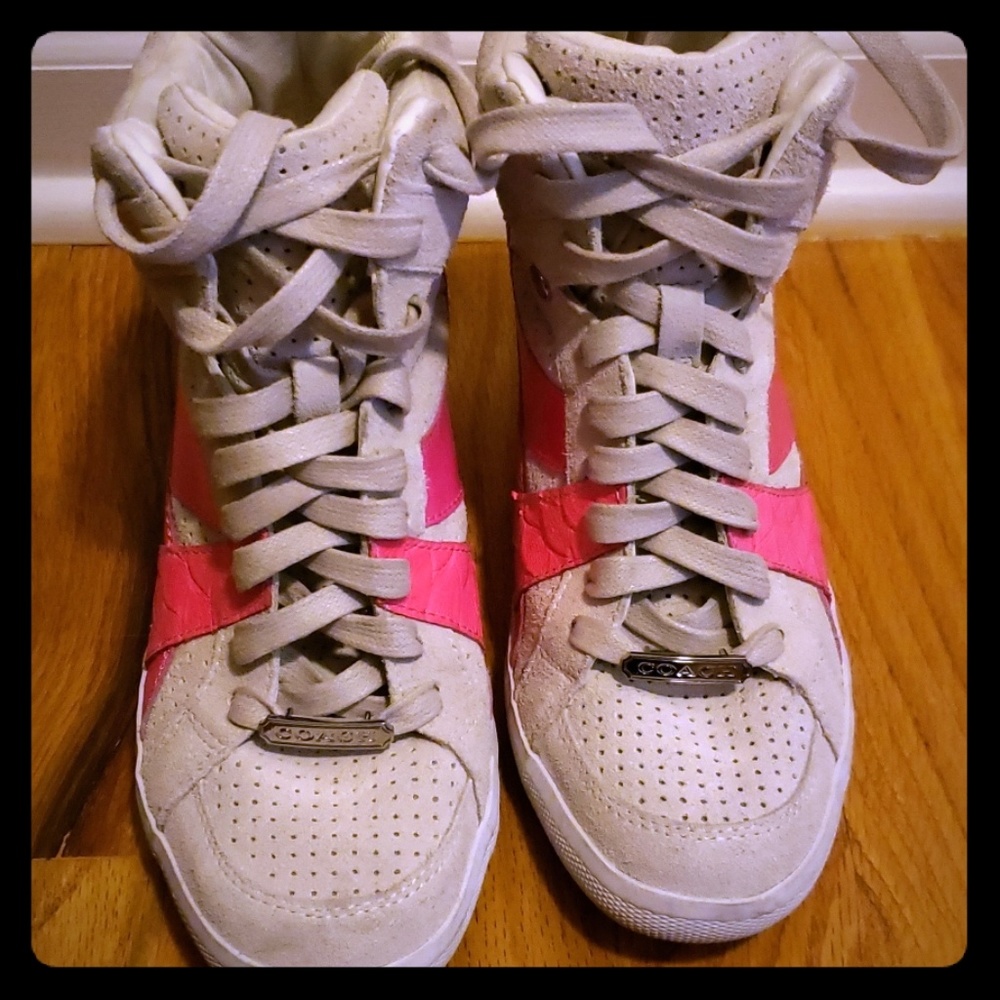 Coach sky high gym shoes